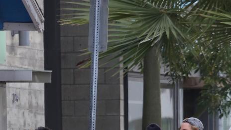 Селена Гомес и бившият на Джиджи Хадид са двойка?