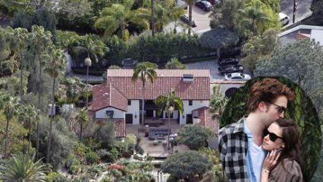 Робърт Патинсън продаде дома, който споделяше с Кристен