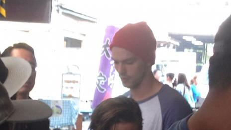 Кристен Стюарт излиза с Никълъс Хоулт