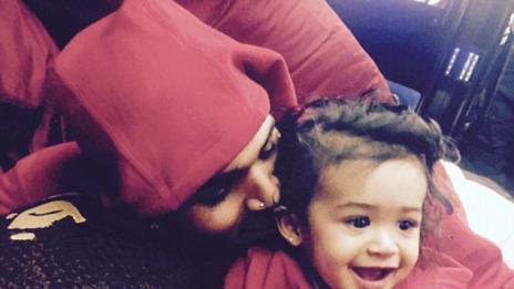 Крис Браун смята, че дъщеря му е негова двойничка