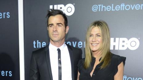 Анистън на косъм да стане вдовица дни след сватбата си