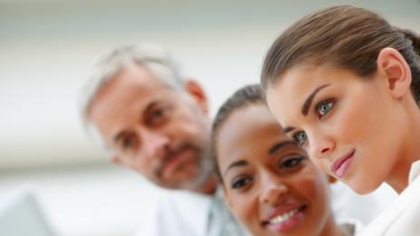 Честито! Вие имате кадърен шеф