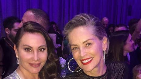 Дарина Павлова редом до Шарън Стоун