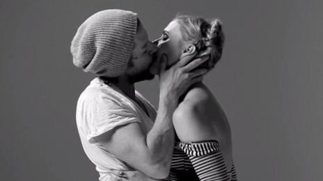 Първата целувка!