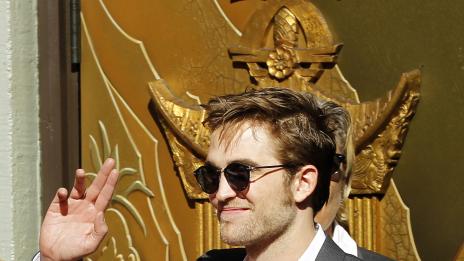 Патинсън си хвана друго гадже (снимка)