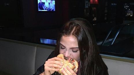 Храните, които не трябва да консумирате на първа среща