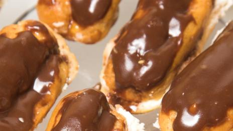 Еклери с шоколадов пълнеж