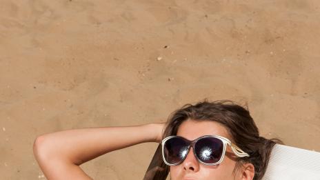 Вредният начин на живот състарява кожата с 10 години