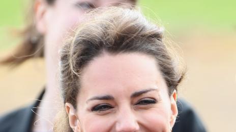 Бъдещата принцеса сънува, че се жени гола