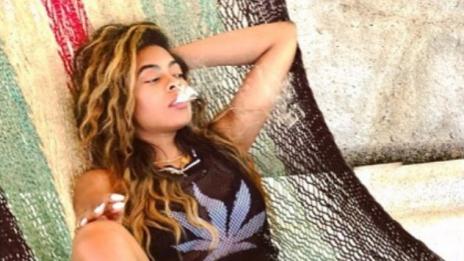 Преследват двойничка на Бионсе за селфита