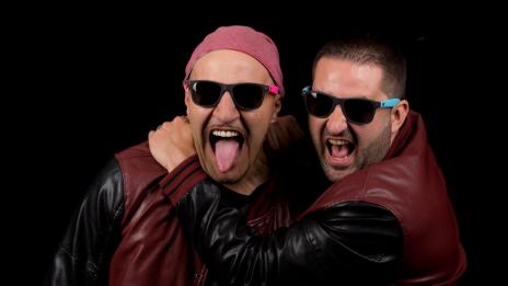 Румънеца и Енчев пускат секси очила за секси хора