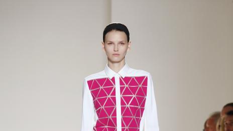 Виктория Бекъм разкри една колежанска страна на стила си