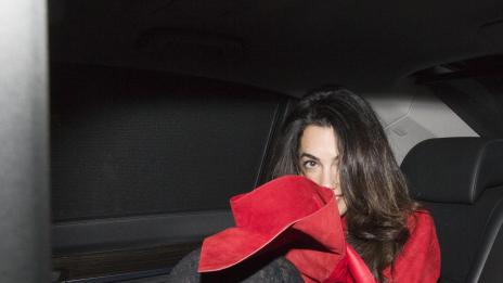 Адвокатката Амал показа повече, отколкото трябваше