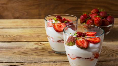 4 храни за междинна закуска, с които отслабваме