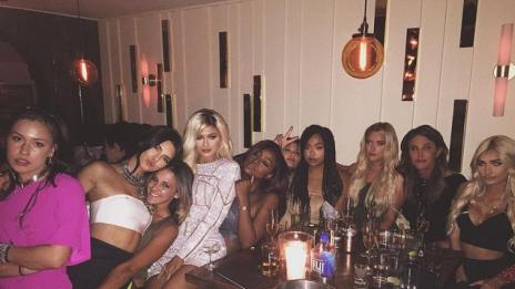 Кайли Дженър получи Ферари от гаджето си за рождения ден