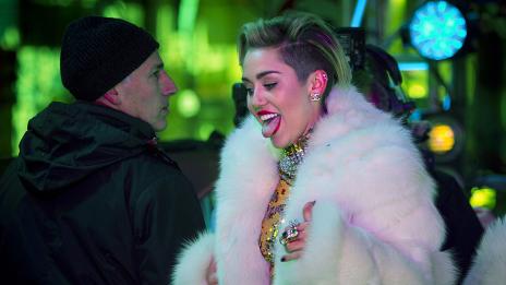 Майли Сайръс напусна болницата