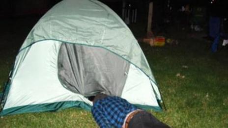 На къмпинг: Когато няма значение дали си в палатка или върху нея