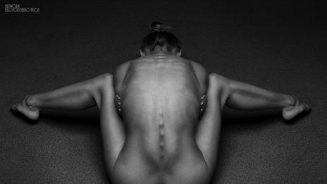 Скулптури от плът: Величието на женската красота