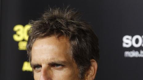 Бен Стилър прави 8 училища в Хаити