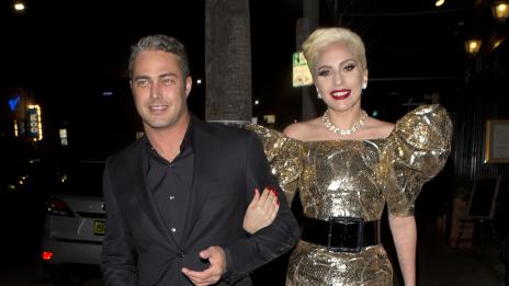 Кои знаменитости празнуваха с Лейди Гага?