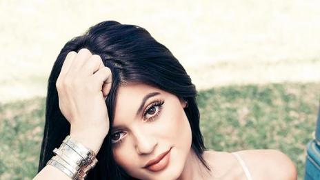 Как да се сдобиете с по-плътни устни