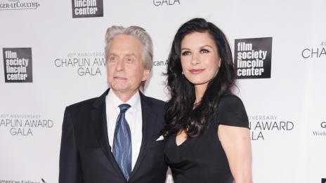 Катрин Зита-Джоунс отново влезе в психиатрична клиника