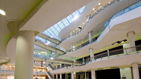 Едно ново шопинг изживяване