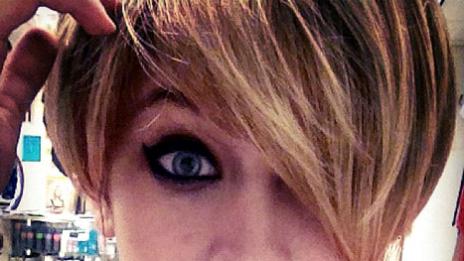 Парис Джексън копира Майли Сайръс