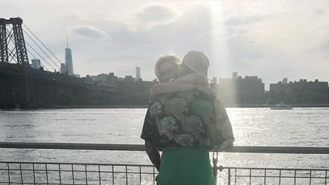 Целувки в Ню Йорк: Джъстин Бийбър и Хейли Болдуин