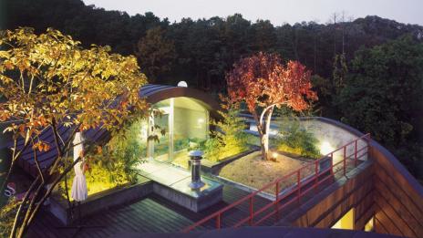 Една къща, толкова много измерения