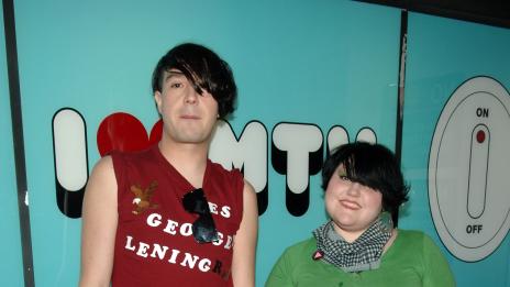 И сега какво? Да не общуваме с пълни хора?