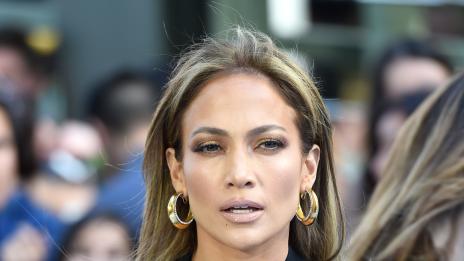 Дженифър Лопес изглежда по-добре от всякога