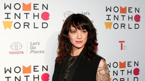 Приятелка на Азия Ардженто призна за похотливите й забежки