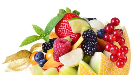 Защо да изберем ягодите през топлите месеци?