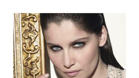 Летисия Каста - френската Моника Белучи