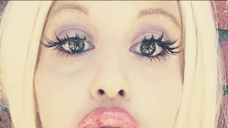 Аман от този силикон! Не му ли мина модата?