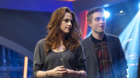 Робърт и Кристен ще обявят на Нова година, че са се събрали