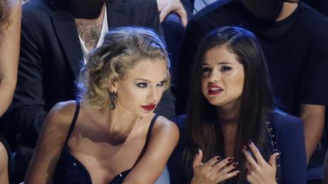 Тейлър Суифт откровеничи за приятелството си със Селена Гомес