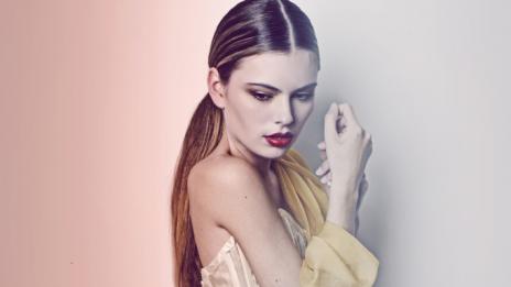 Още рокли. За съвременни принцеси