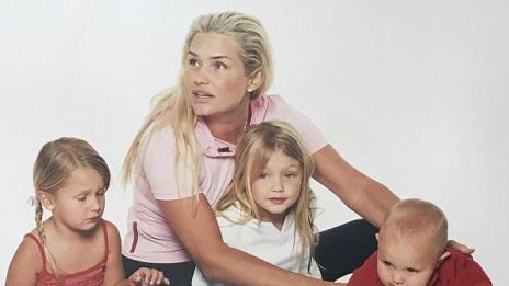 Джиджи и Бела преди да станат топмодели