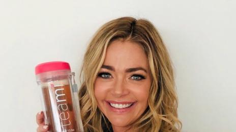 След предупреждение на фенове: Денис Ричардс на безглутенова диета