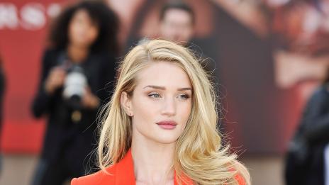 Рецептата за супер тяло на Роузи Хънтингтън-Уайтли