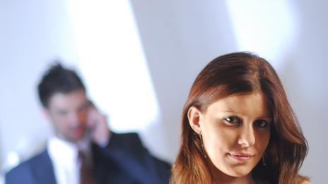 Носете рокля и ще ви вземат на работа