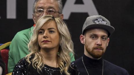 Поли Генова стана майка, роди момче