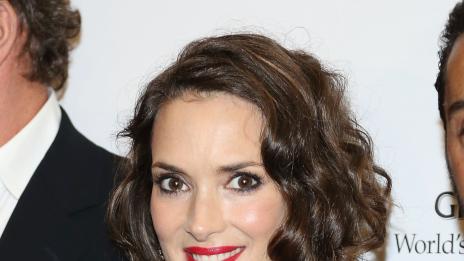 Уинона Райдър съжалява Кристен Стюарт и Дженифър Лорънс