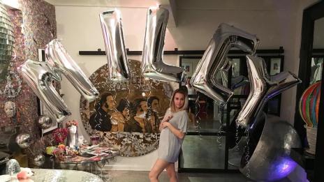 Бременна ли е Майли Сайръс?