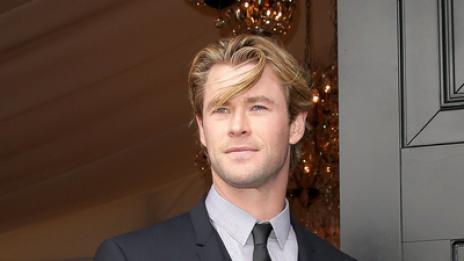 Крис Хемсуърт иска да участва в развлекателни филми