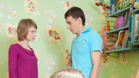 Не спорете пред децата, това ги депресира