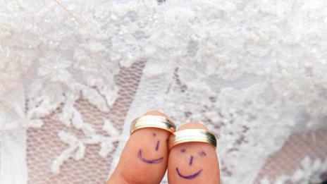 Не гледайте на брака през розови очила