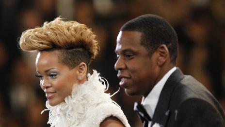 Джей Зи има специален телефон за връзка с Риана